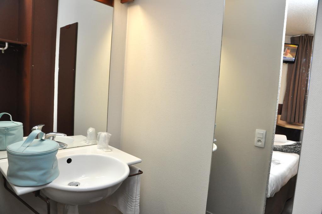 B Hotel Caen Mondeville Esterno foto
